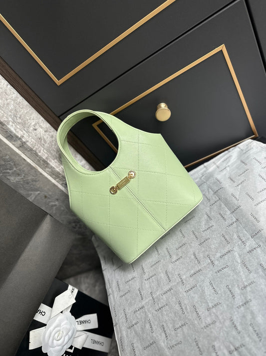 Chanel 2026 Basket Hobo Bag 27.5cm Green Calfskin