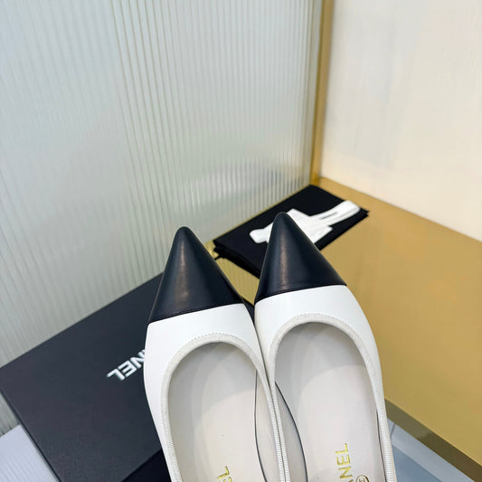 CC 2026 Ballet Flats White Black Sheepskin 668123