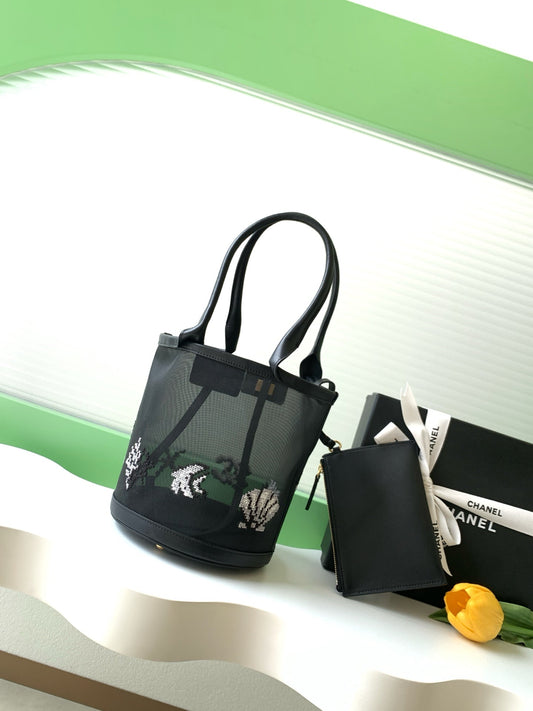 Chanel 2026 Tote Bag 31cm Black Mesh Leather 367729