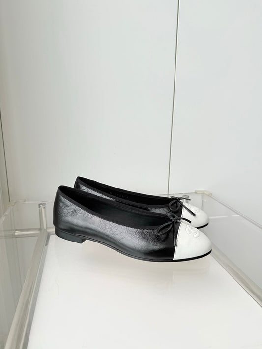 Chanel 2026 Ballet Flat Black White Leather 697396
