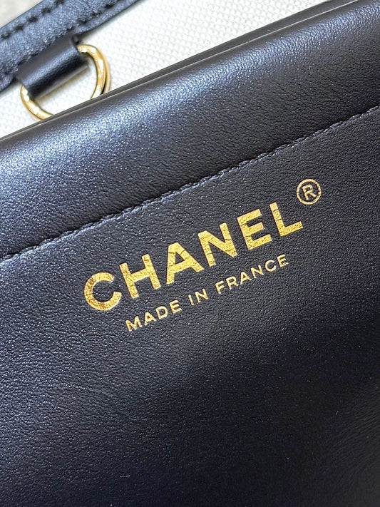 Chanel 2026 "Urban Essential" East West Bag Black Tweed Calfskin 354066