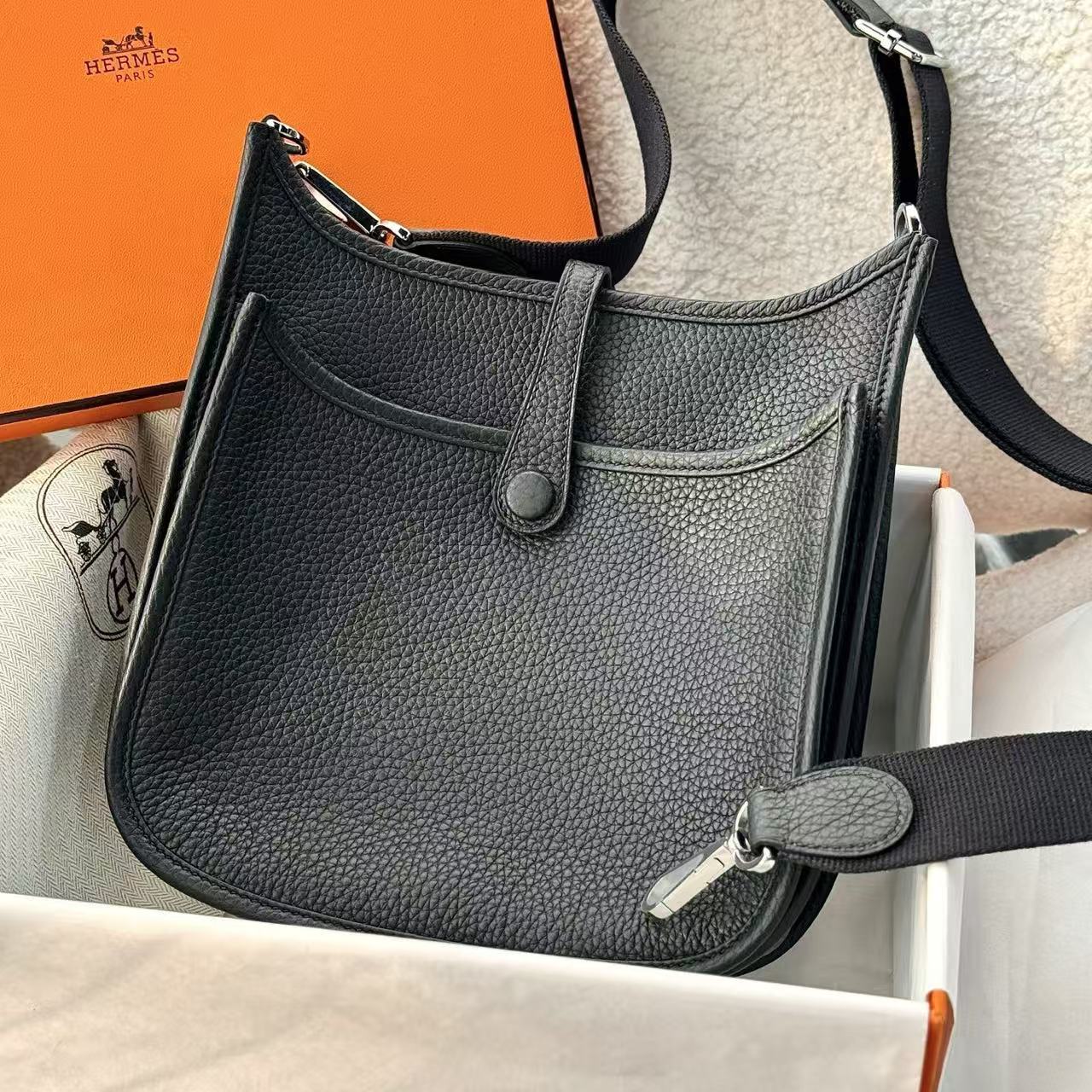 Hermes 2026 Evelyn 23 Bag Black Epsom Leather