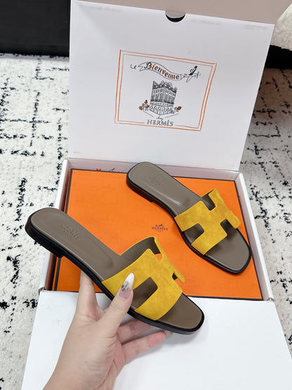 HM 26ss Oran Sandals Olive Green Yellow Suede Cowhide 617197