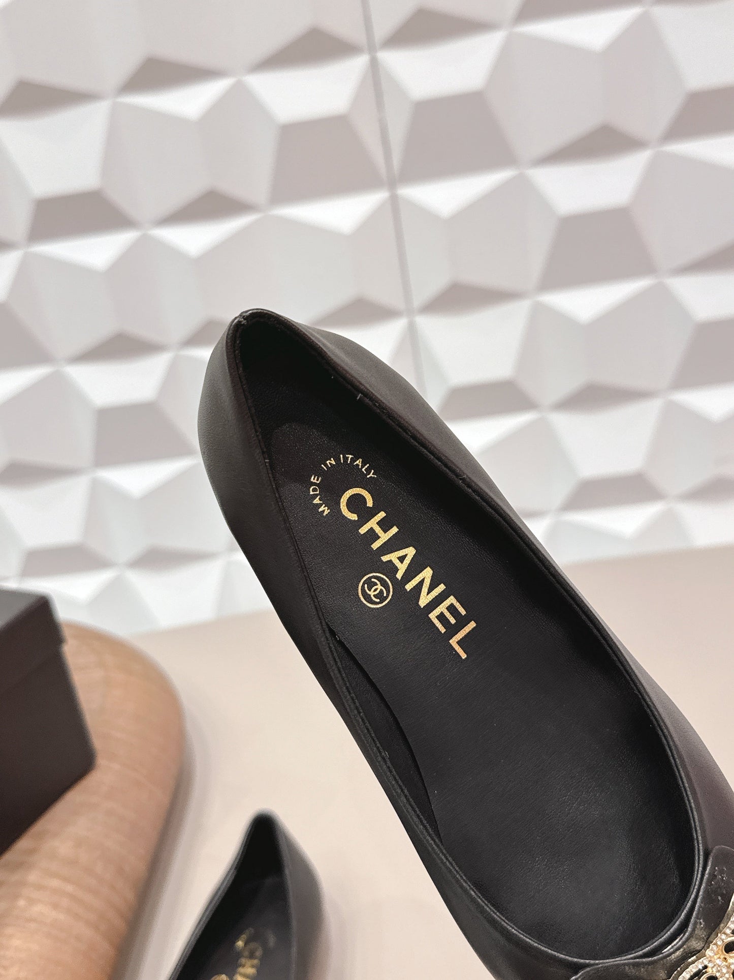 CC 26s Ballet Flats Black Sheepskin 650290