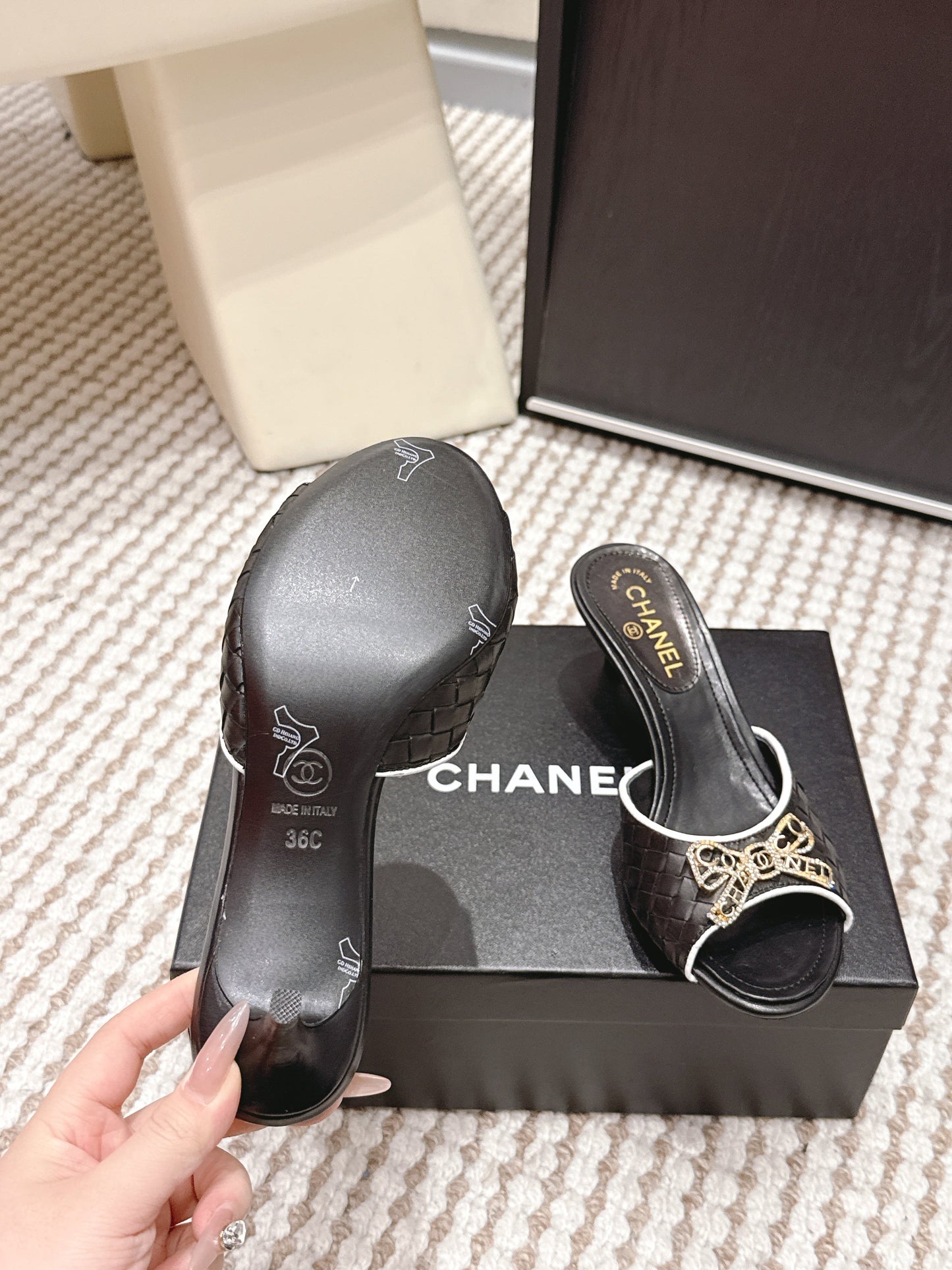CC 26s Stiletto Sandals 55 Black Leather 652571