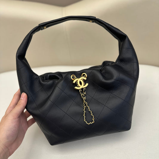 Chanel 2026 Large Hobo Bag 32cm Black Calfskin