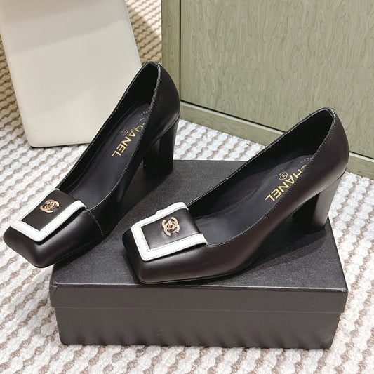 Chanel 2026 Pump Suede and Lambskin