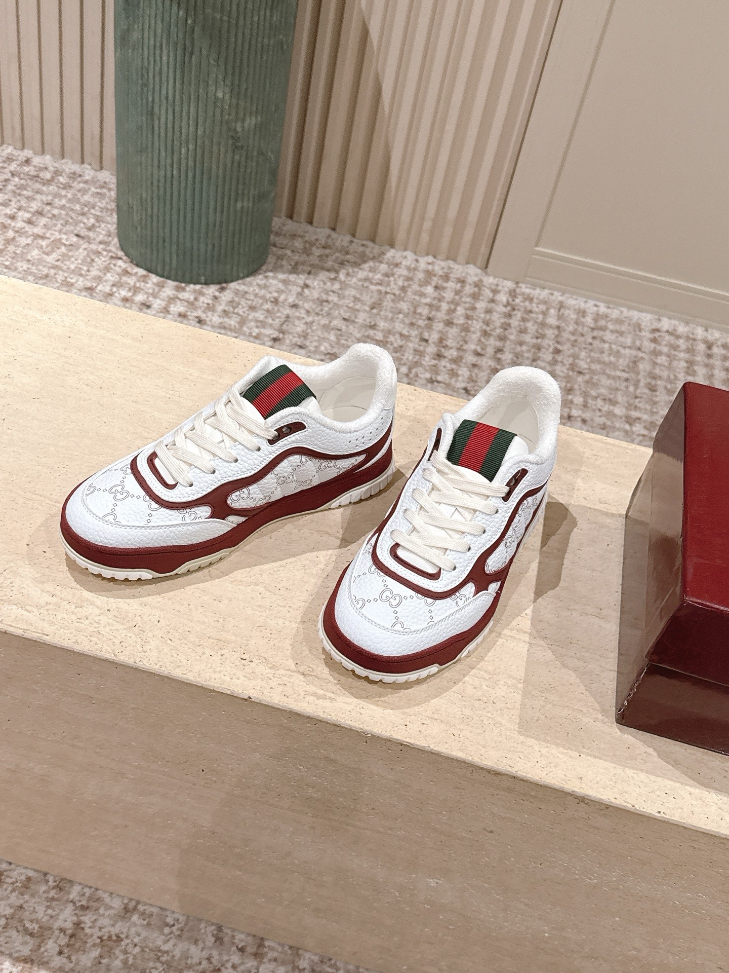 GG 26 Couple Sneakers White Burgundy Cowhide 630706