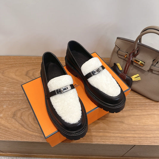 HM 26ss Loafers Black White Wool Calfskin 638439