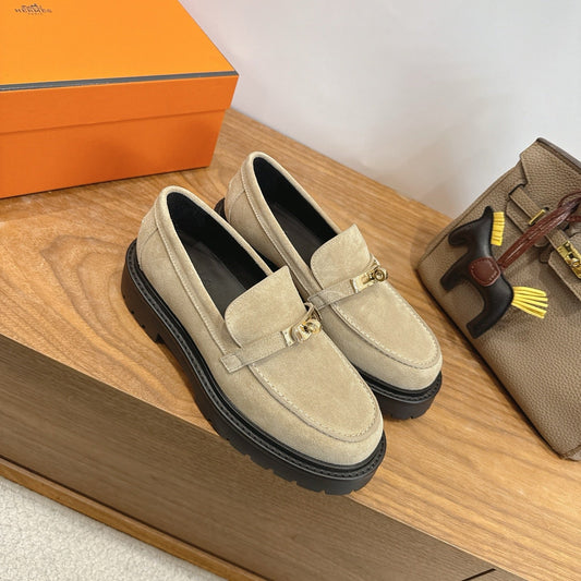 HM 26ss Loafers Beige Black Suede Calfskin 638440