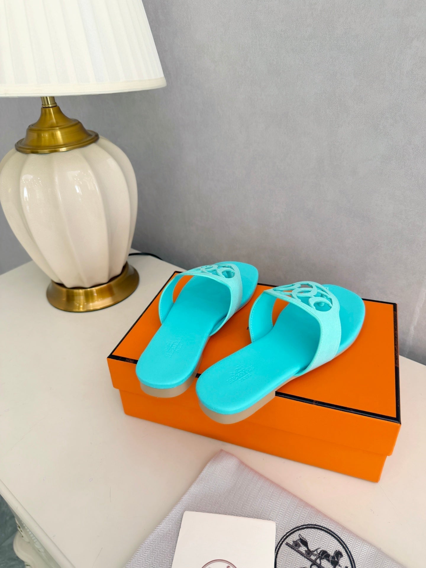 HM 26ss Pig-Nose Slipper Turquoise Leather 605904