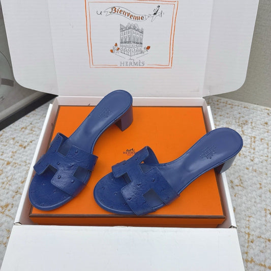 HM 26ss Oran Sandals 50 Blue Encre Ostrich Leather 625131
