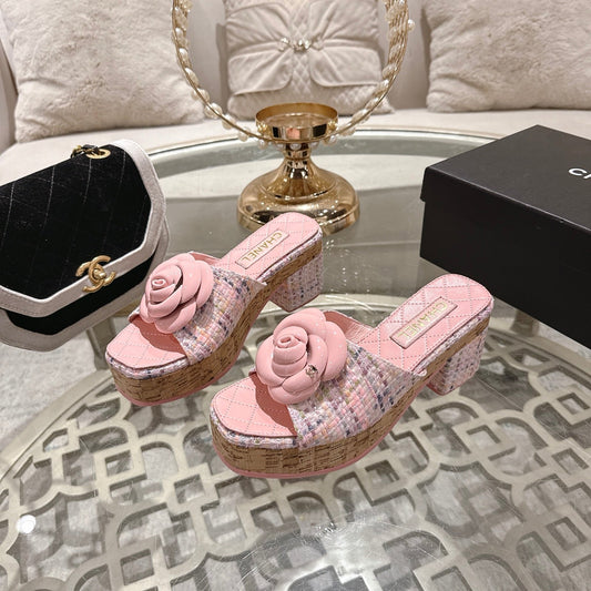 CC 26s Camellia Platform Slippers 65 Pink Tweed Leather 627057