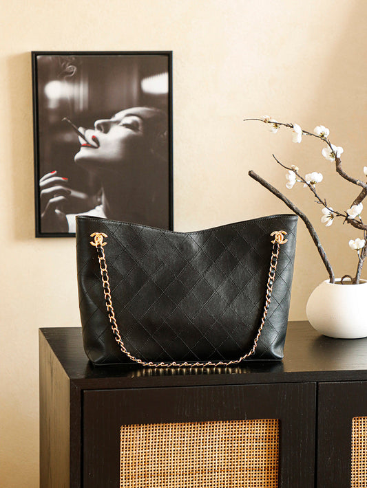 Chanel 2026 Tote Bag 38cm Lambskin