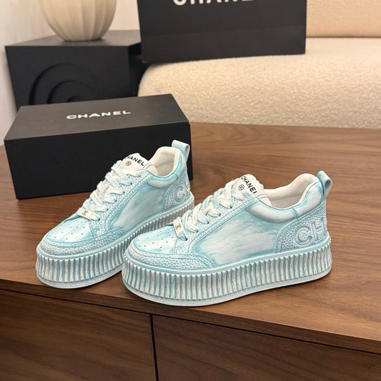 CC 26s Casual Sneaker Blue Pastel Leather 183619