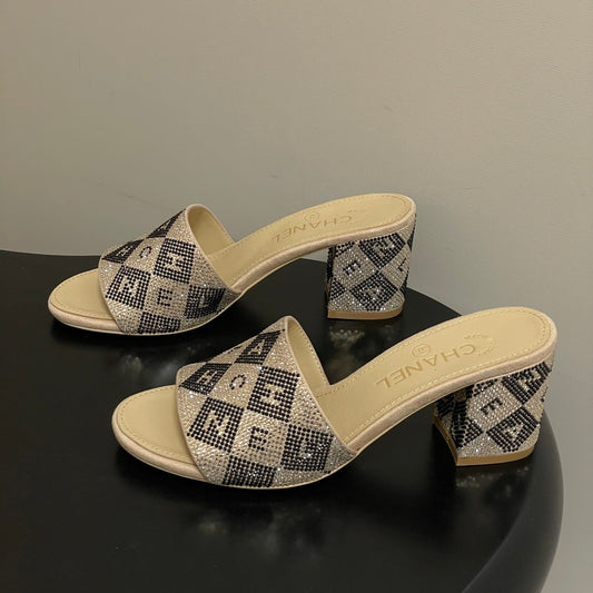 CC 26s Sandals 70 Beige Sheepskin Rhinestones 649517