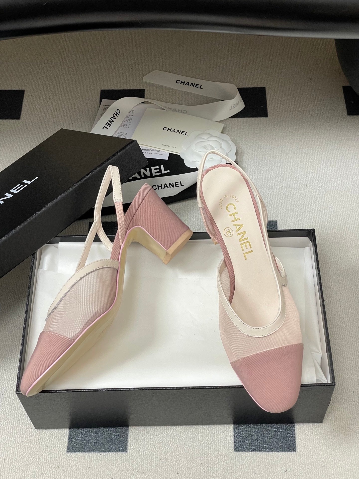 CC 26s Slingback  65 Light Pink Mesh Fabric Sheepskin 649443