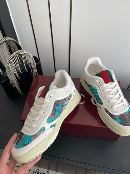GG 26 Couple Sneakers White Gray Blue Cowhide 631674