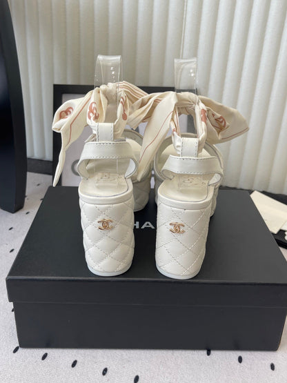 CC 26s Platform Sandals 75 White Sheepskin 650085