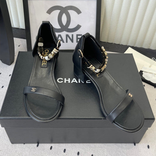 CC 26s Sandals 35 Black Sheepskin 650102