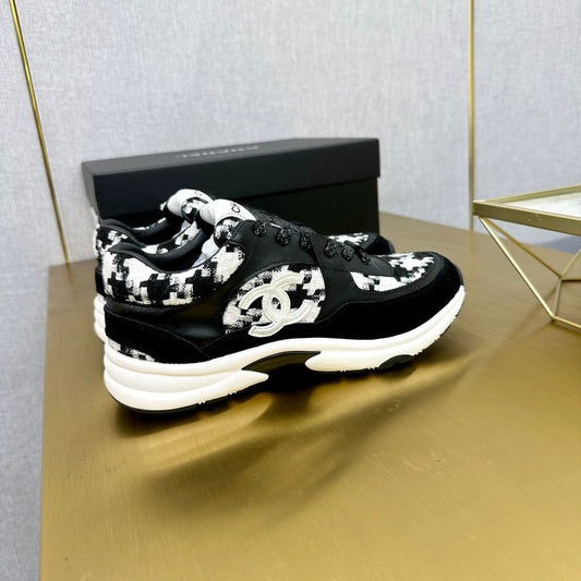 CC 2026 Casual Sneakers Black White Suede Tweed 668058