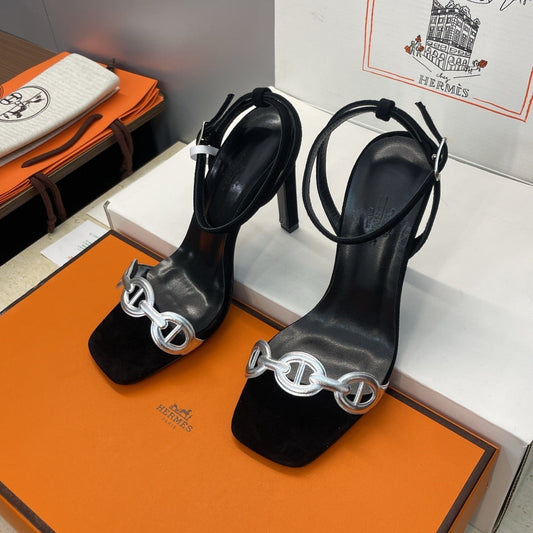 HM 26ss Pig-Nose Sandals  105 Black Suede Leather 607083