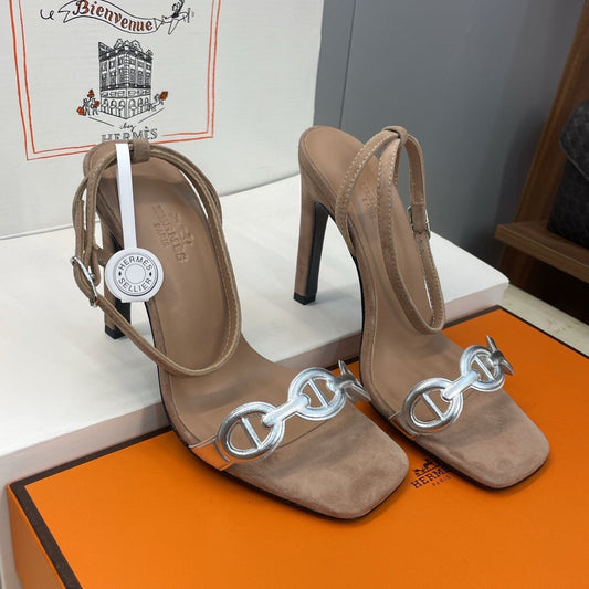 HM 26ss Pig-Nose Sandals  105 Brown Suede Leather 607084
