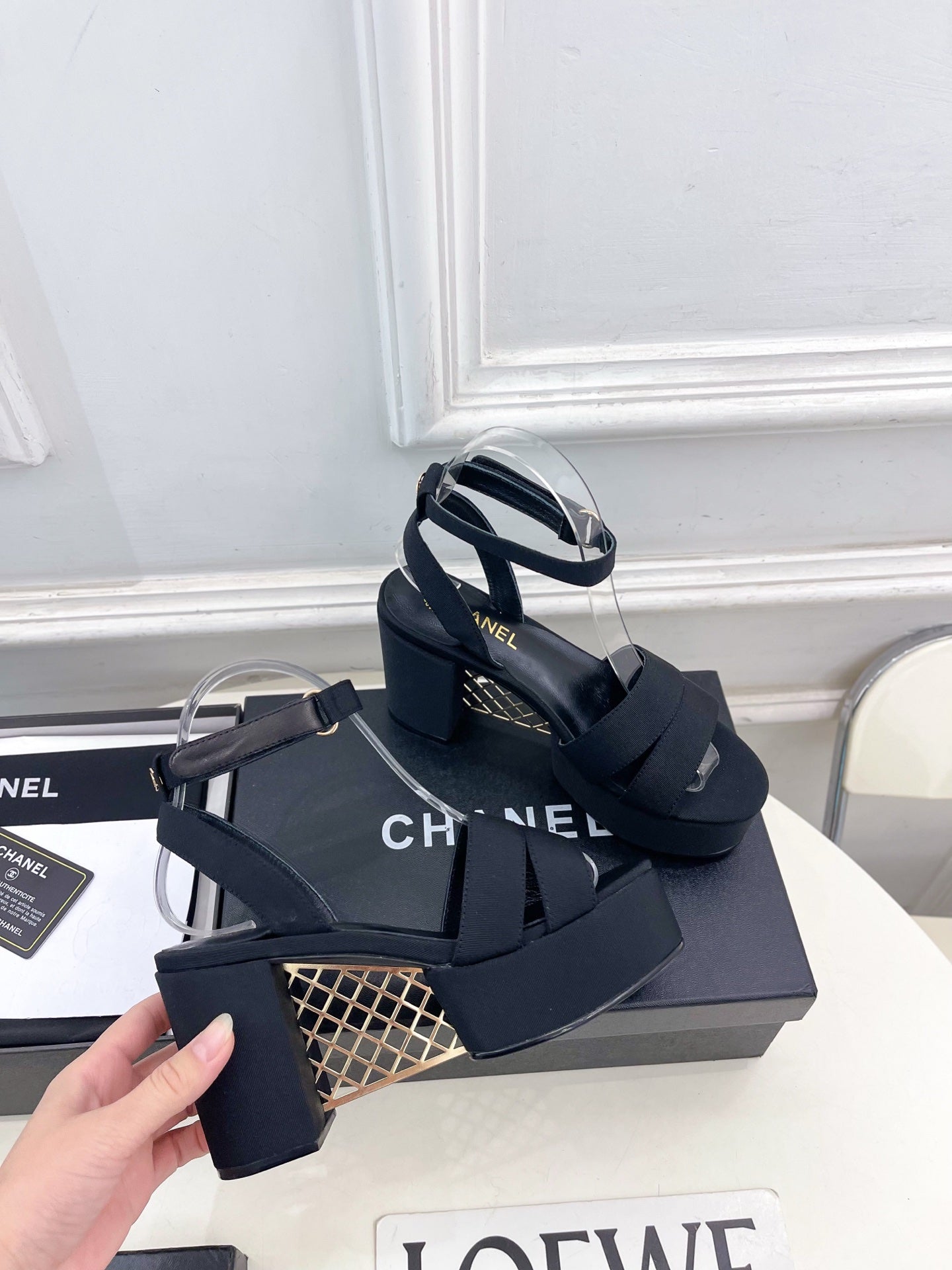 CC 26s HighHeeled Platform Sandals 85 Black Striped Fabric 631870