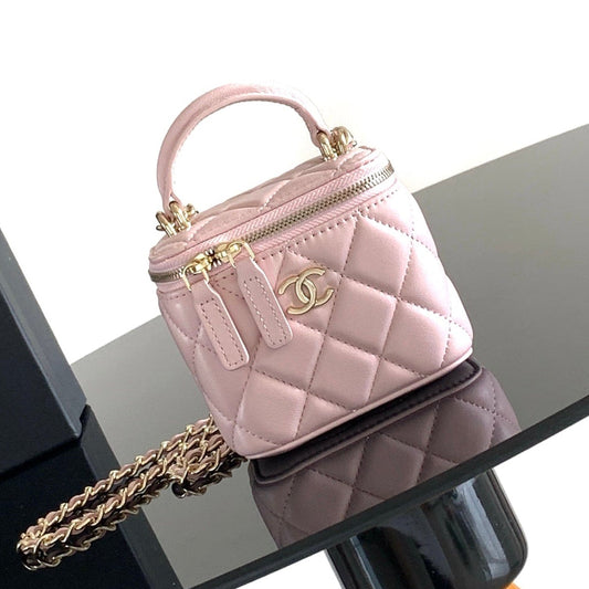Chanel 2026 Chain Handle Makeup Bag 11cm Lambskin